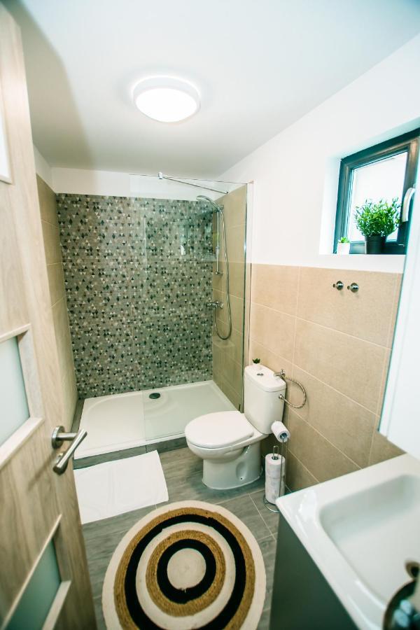 Loku' Villa Varbilau Ngoại thất bức ảnh