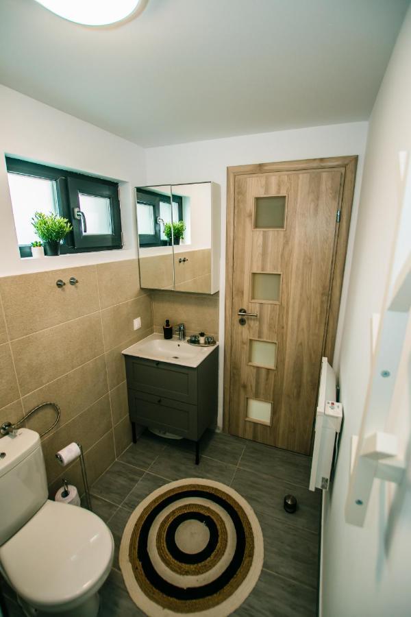Loku' Villa Varbilau Ngoại thất bức ảnh