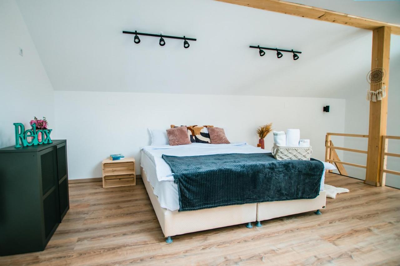 Loku' Villa Varbilau Ngoại thất bức ảnh